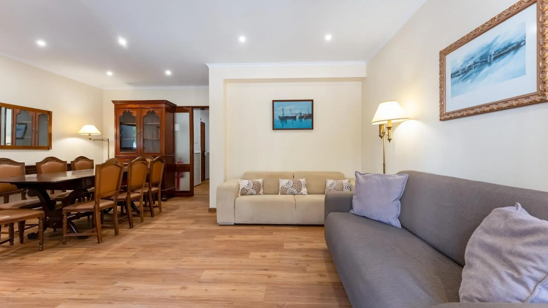 Apartment 4 Bdr Flat With Balcony In Armacao By Lovelystay Armacao de Pera Portugal