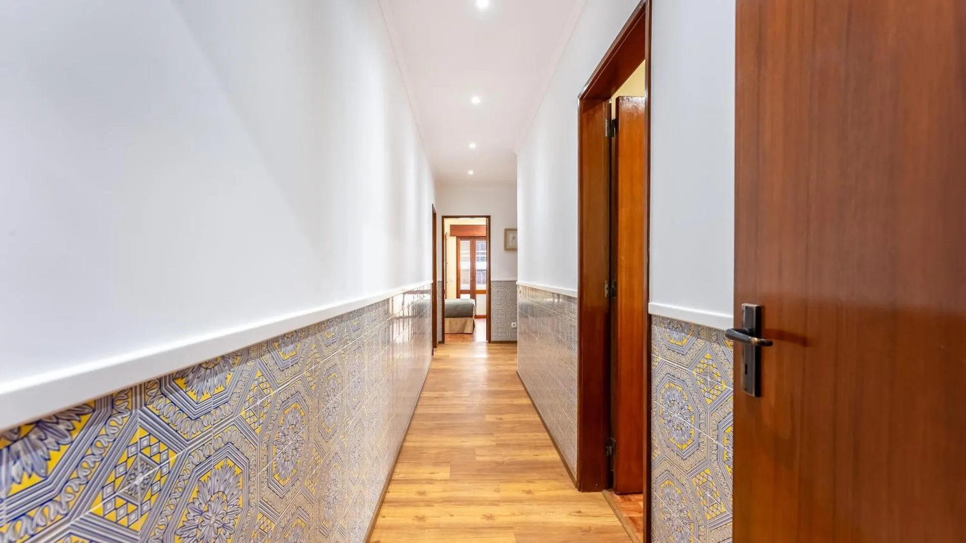 4 Bdr Flat With Balcony In Armacao By Lovelystay Armacao de Pera 0*,